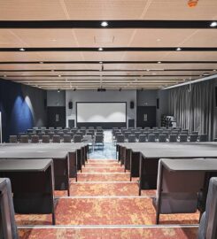 University of Wollongong in Dubai (UOWD)